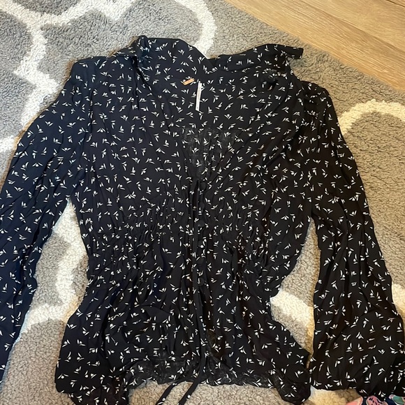 Free People Top - Picture 1 of 1